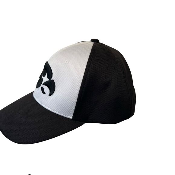 Iowa Hawkeyes university hat embroidered Velcro back strap - Picture 3 of 12